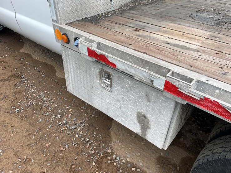 2011-ford-f350-image-13