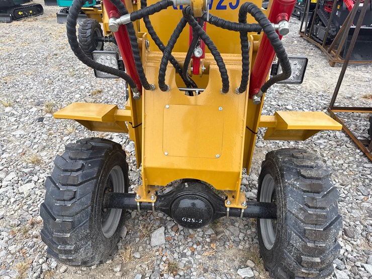 #220-•-#26496-•-unused-agt-krw23-compact-wheel-loader-image-5
