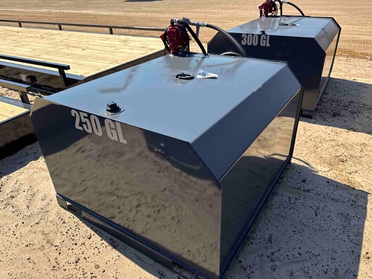 unused-x-star-750-gallon-fuel-tank-image-4