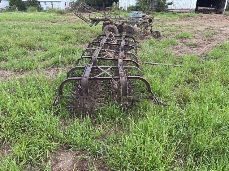 15’-rotary-hoe-image-4