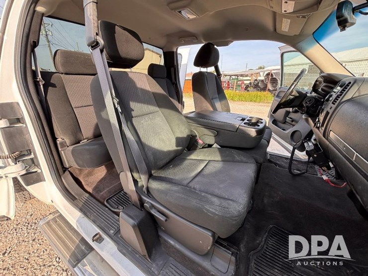 2013-gmc-2500-image-58