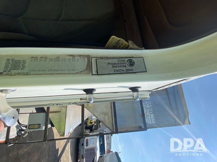 1998-freightliner-dry-tender-truck-(pz13844,-unit-28643)-image-12