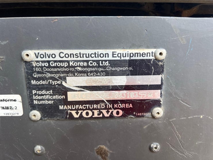 2017-volvo-ec250el-image-29