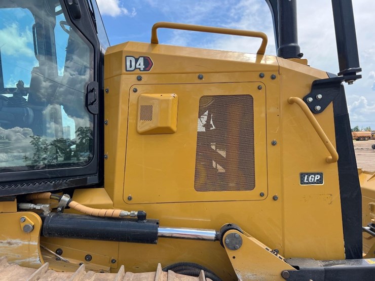 2021-caterpillar-d4-lgp-image-22
