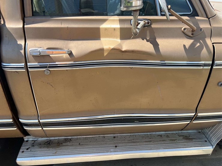 1969-chevy-c20-custom-camper-image-92