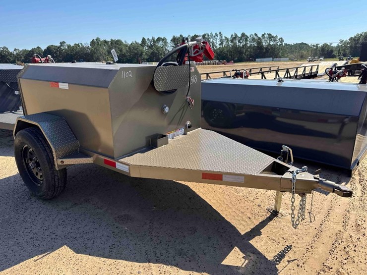 unused-x-star-portable-300-gal-fuel-tank-image-1