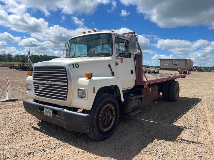 #2118-•-1997-ford-flatbed-truck-(has-mn-title)-image-1