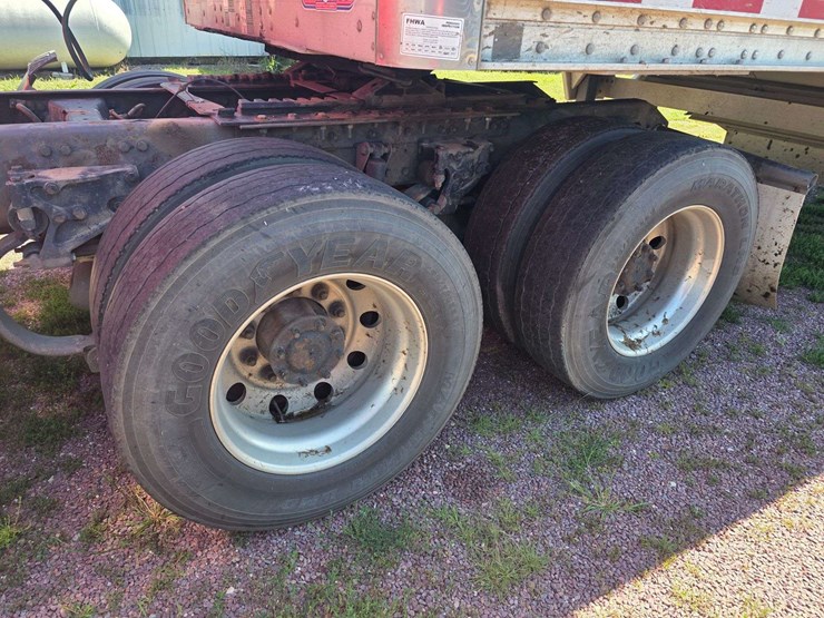 2013-kenworth-t660-image-11