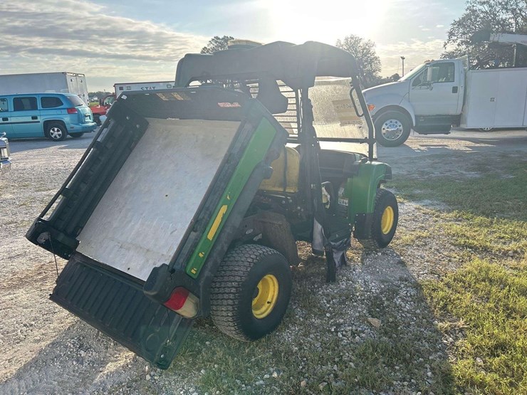 john-deere-gator-image-3