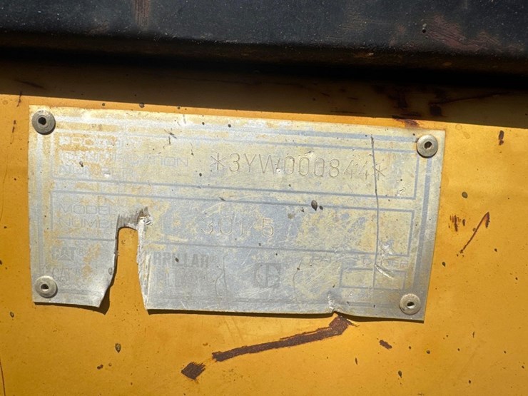 caterpillar-301.5-image-16