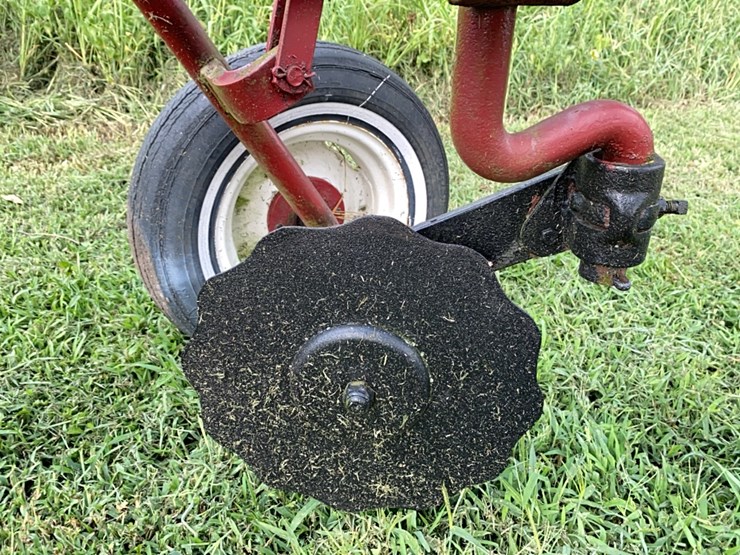 ih-plow-image-13