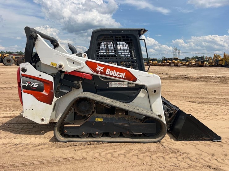 2020-bobcat-t76-image-5