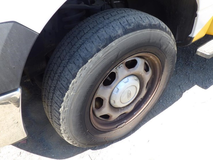 2012-ford-f150-image-12