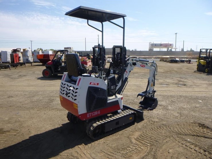 bttl-et12m-6-hydraulic-excavator-image-3