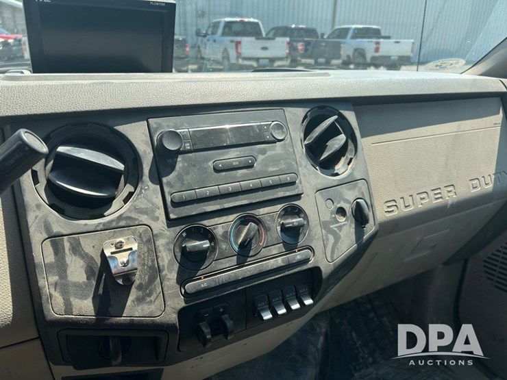2010-ford-f350-xl-image-21