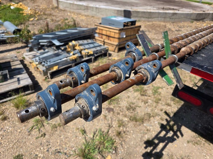 36’-stirrator,-230v,-1-phase,-3-down-augers,-currently-for-7-ring-bin-,-3-–-2hp-electric-motors,-upg-image-2