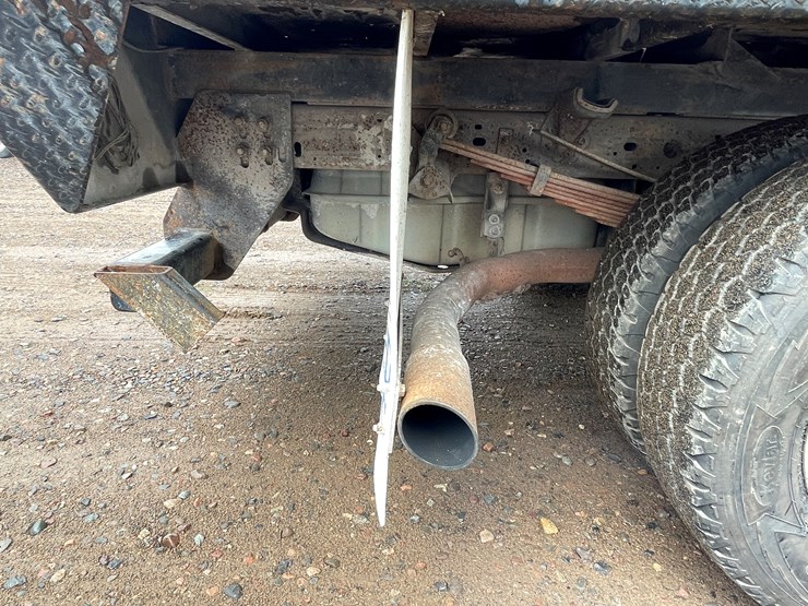 2005-ford-f350-image-14