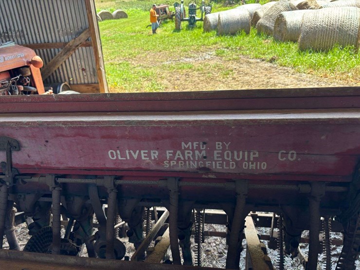 superior-7ft-grain-drill-image-9