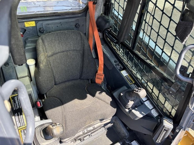 2019-deere-333g-image-20