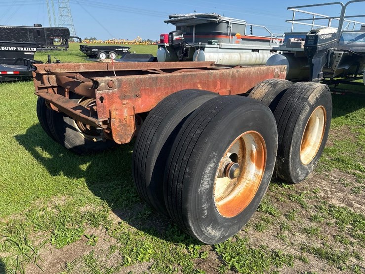 hutch-tandem-axle-image-7