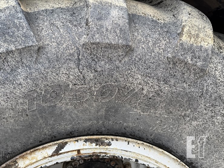 2010-case-ih-titan-3520-image-43