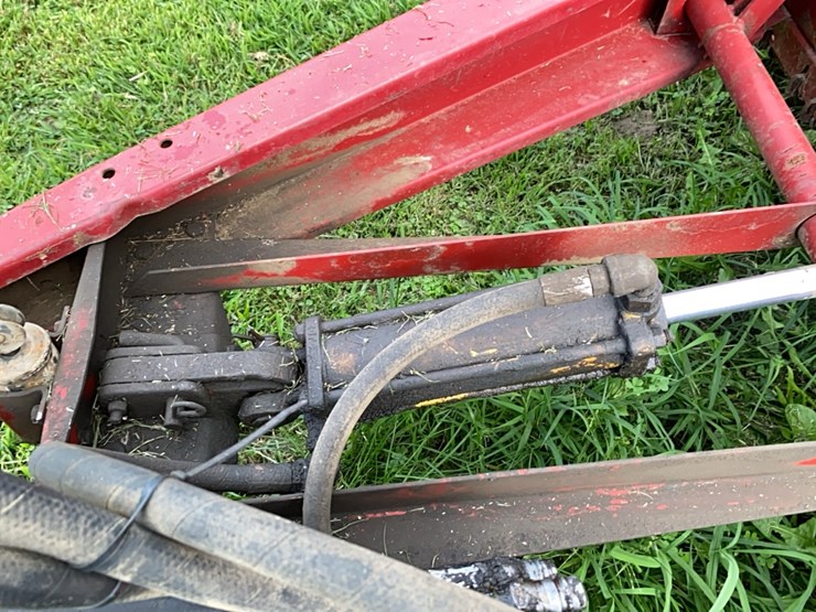 case-ih-5100-image-30