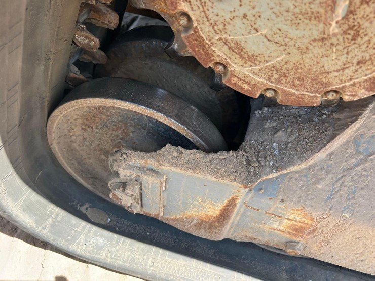 2019-takeuchi-tl12v2-image-18