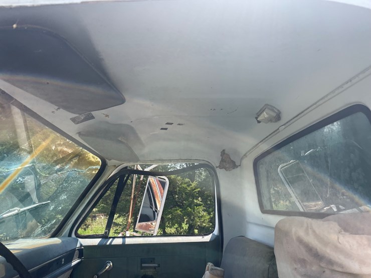 1985-gmc-7000-image-27