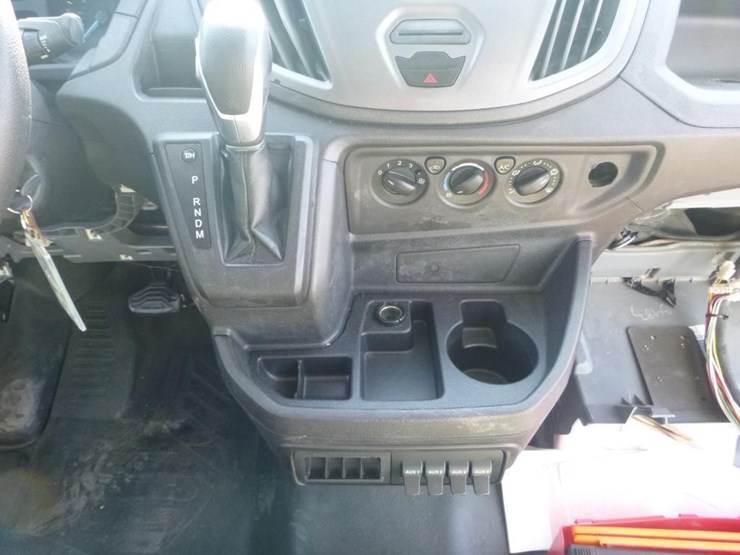 2018-ford-e350-image-10