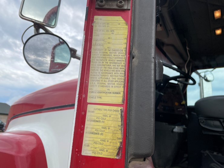 #2149-•-2002-international-5500i-dump-truck-(has-mn-title)-image-29