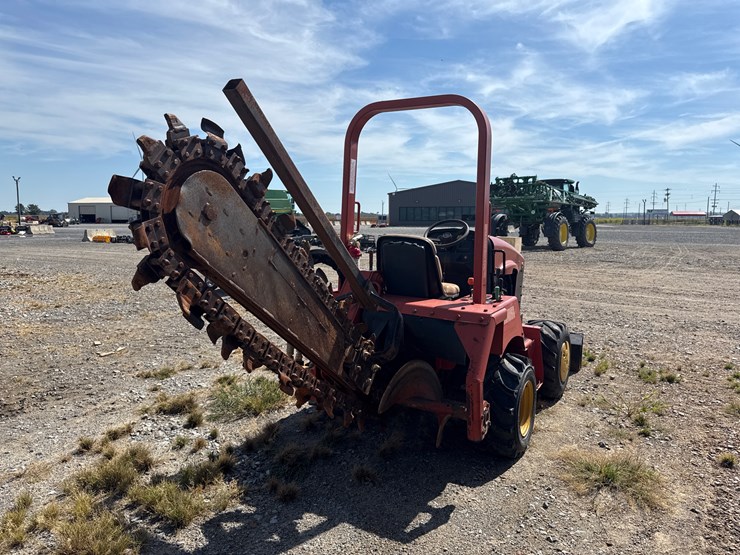 ditch-witch-rt40-image-3