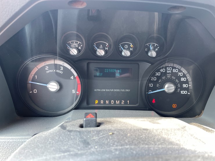 #2135-•-2015-ford-f350-pickup-truck-(has-mn-title)-image-21