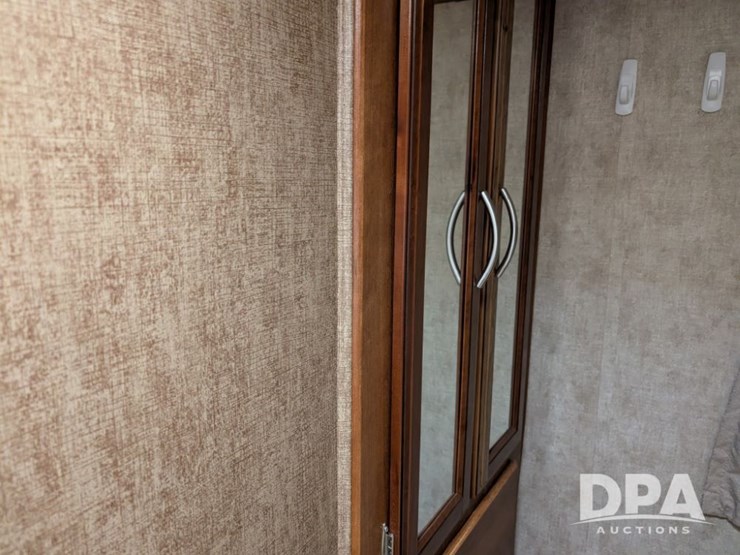 2015-crusader-lite-camper-(pz13846)-image-37