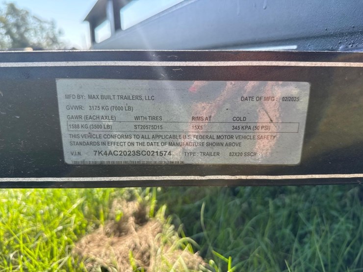 2025-max-built-82"-x-20'-trailer-image-12