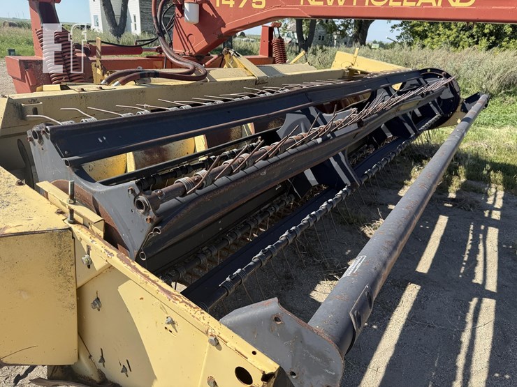 new-holland-1475-image-3