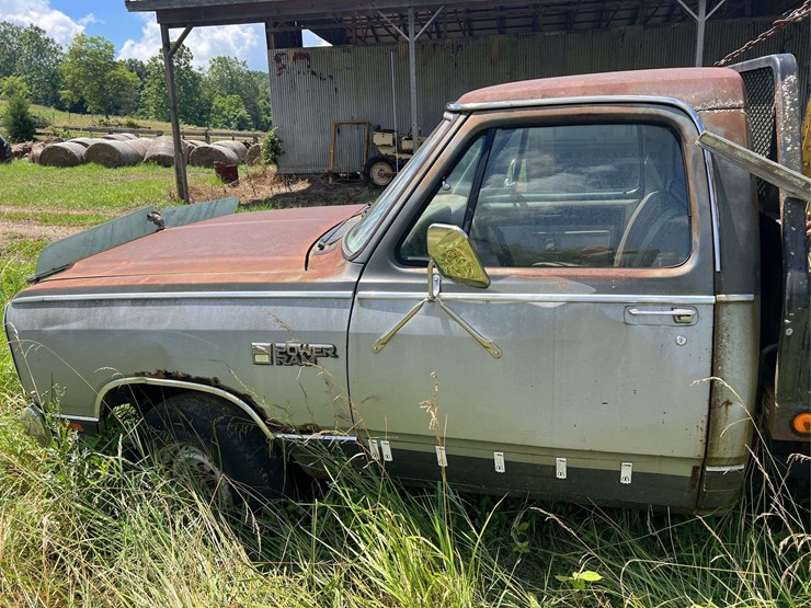 1985-dodge-ram-250-image-32