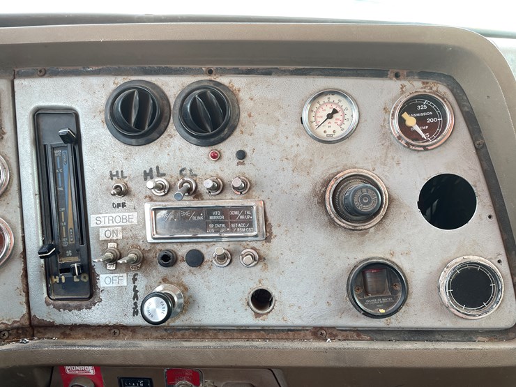 #2051-•-1994-ford-dump-truck-(has-wi-title)-image-29