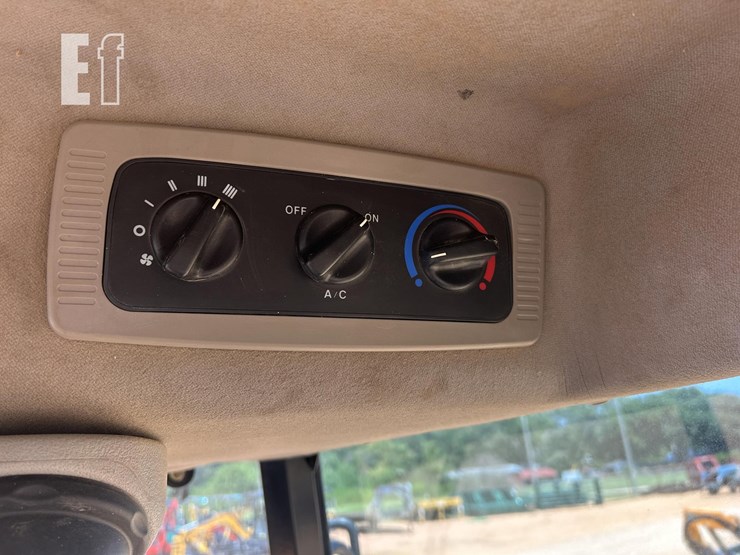 mahindra-2565-image-16