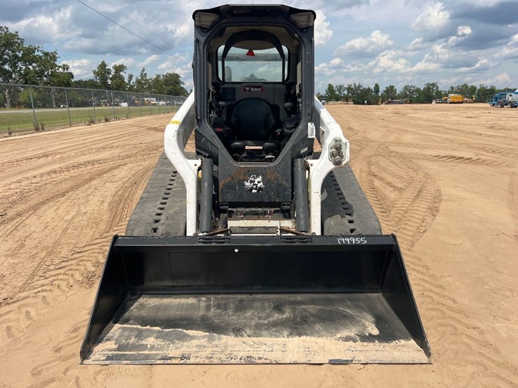 2020-bobcat-t76-image-7