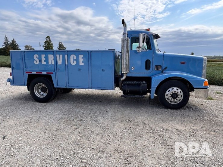 1988-peterbilt-377-image-8
