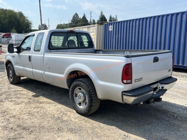 2006-ford-f250-xl-image-2