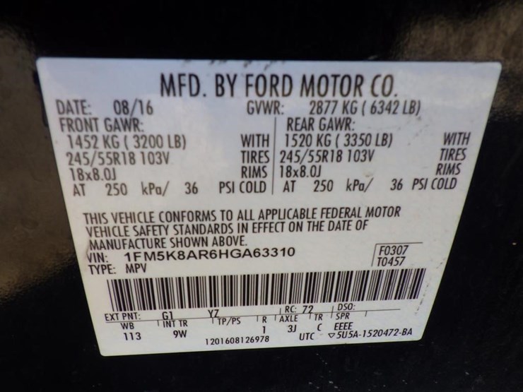 2017-ford-explorer-image-18