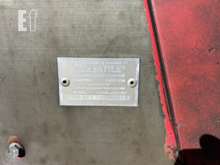1981-versatile-4400-image-19