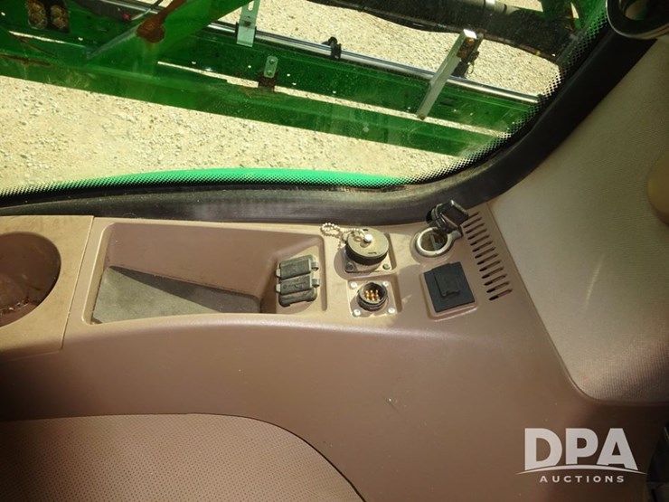 2019-john-deere-f4365-image-152