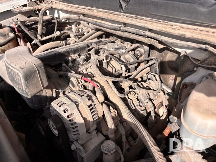 2012-chevrolet-3500-image-48