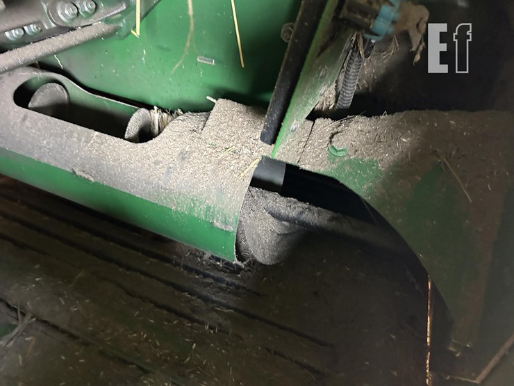 2021-john-deere-s790-image-34