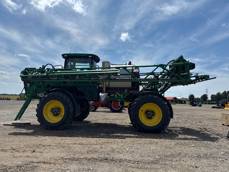 2018-john-deere-r4038-image-7
