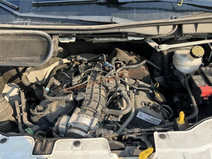2016-ford-transit-image-32