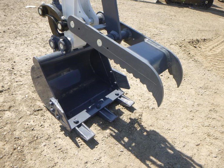 bttl-et12m-6-hydraulic-excavator-image-9