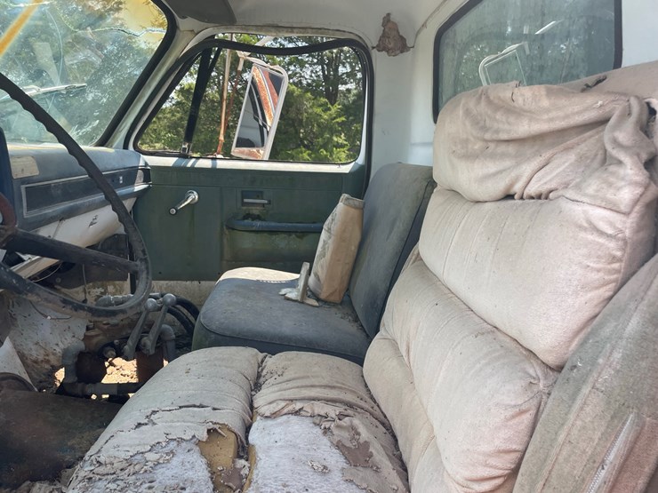 1985-gmc-7000-image-26